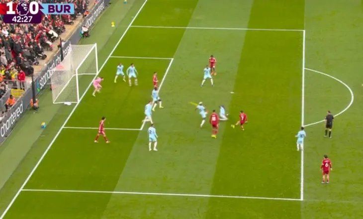 45′ e para: Chelsea mjaftohet me një gol. Broja titullar ndaj Liverpool-it, vendos Wirtz (video)