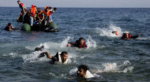 50 viktima nga një tjetër tragjedi në Mesdhe, vetëm një i mbijetuar