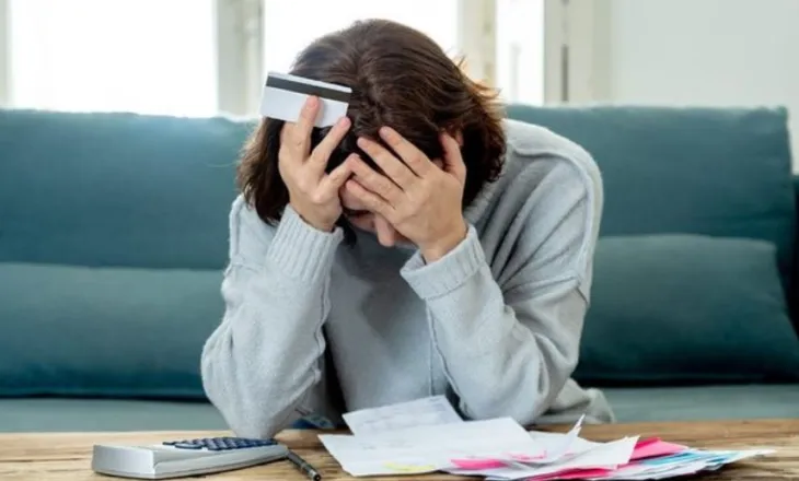 53% presin përkeqësim të financave në 12 muajt në vijim