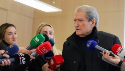 A do të jetë protesta e 24 janarit si ajo e 21 janarit e organizuar nga PS? / Berisha: Nuk marrim pushtet me dhunë, kërkesa është e qartë