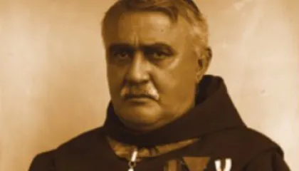 A e dini që Leonardo de Martino ishte mësuesi i parë i Gjergj Fishtës?