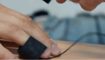 A e dinit? Lëkura vepron si sensor që sinjalizon sëmundjet