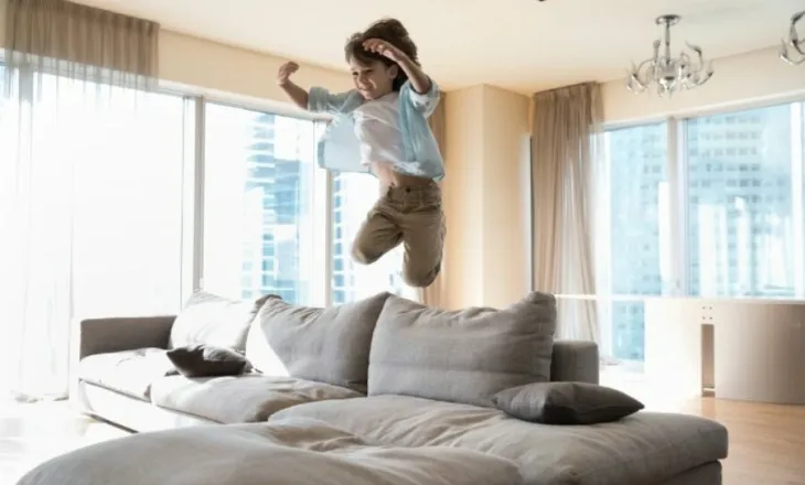 A i bën sheqeri vërtet fëmijët hiperaktivë?