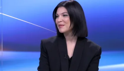 A ka ndjenja mes Selin dhe Mirit? Lore tregon se kush është banorja më fake