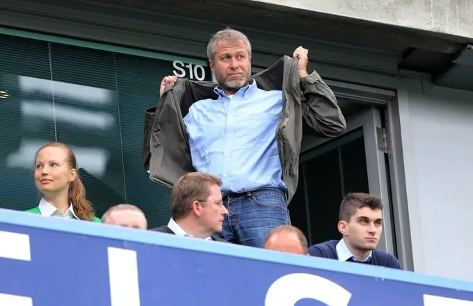 Abramoviç i rikthehet Çelsit: Më prisni