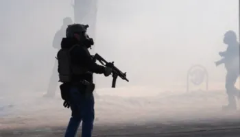 Agjentët Federalë vrasin një burrë në Minneapolis, regime të forta nga politika