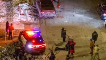Agjenti i ICE plagos një emigrant në Minneapolis, protestat dhe tensionet rriten pas vrasjes së 37-vjeçares