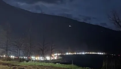 Aksi rrugor Prrenjas-Elbasan i ‘paralizuar’ nga trafiku, prej disa orësh automjetet në radhë kilometrike