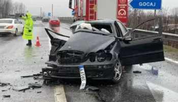 Aksident i rëndë në aksin rrugor Lezhë-Shkodër, dy të vdekur dhe katër të plagosur mes tyre fëmijë