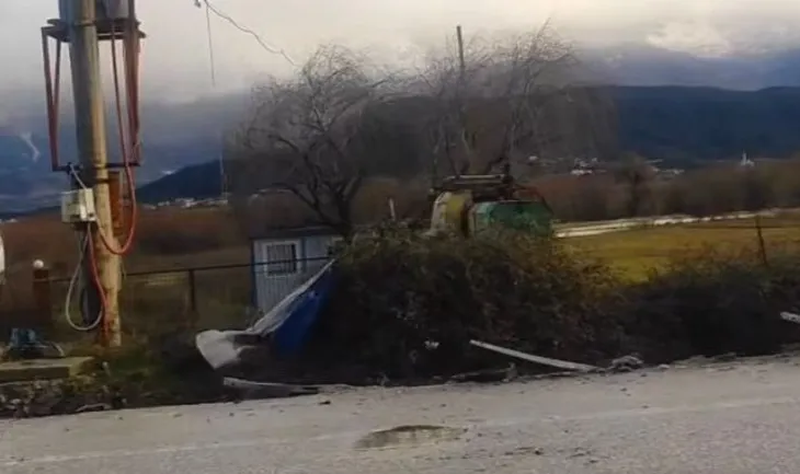 Aksident në autostradën Gjirokastër-Tepelenë