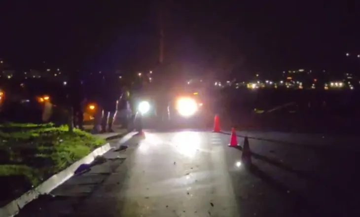 Aksident në Bypassin e Fierit, furgoni përplaset me veturën