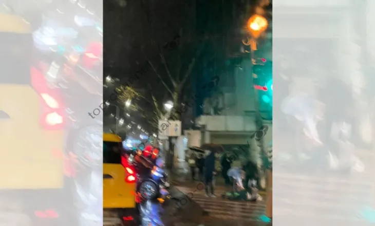 Aksident në rrugën “Siri Kodra” në Tiranë, qytetari përplaset te vijat e bardha