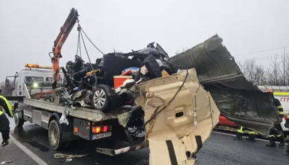 Aksident tragjik në Rumani, humbin jetën 7 tifozë grekë të PAOK (PAMJE TË RËNDA)