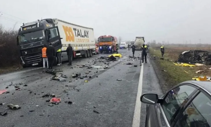 Aksident tragjik! Shtatë tifozë të PAOK-ut humbasin jetën…