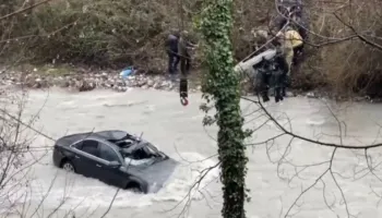 Aksidenti i rëndë në Klos/ Ndryshon dinamika e ngjarjes, policia arreston drejtuesin e mjetit që ra në përrua, sepse..