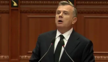 Akuzat për protestën, Balla i kujton opozitës 8 Janarin: Krahu i Berishës me çekiçë, ai i Bashës me gaz lotsjellës