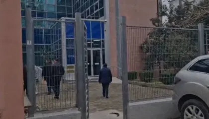 Akuzohet për shkelje të barazisë në tendera, paraqitet në SPAK Jonaid Myzyri