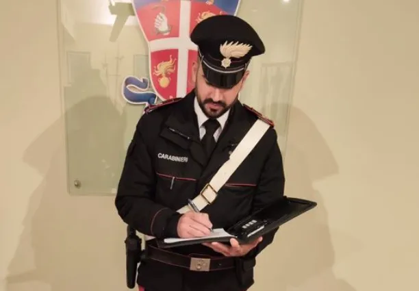 Akuzohet për shpërndarje narkotikësh, arrestohet 18-vjeçari shqiptar në Itali