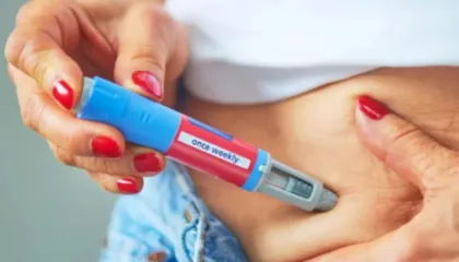 Alarm për injeksionet për dobësim/ Paralajmërim për një efekt anësor të rrallë