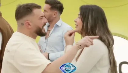 Alba sulmon Limin: Ka mbetur duke e bërë Big Brother-in me masazhe dhe duke u lëpirë