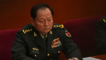 Aleati më i ngushtë ushtarak i Xi-së nën hetim, kush është gjenerali i lartë i akuzuar për korrupsion