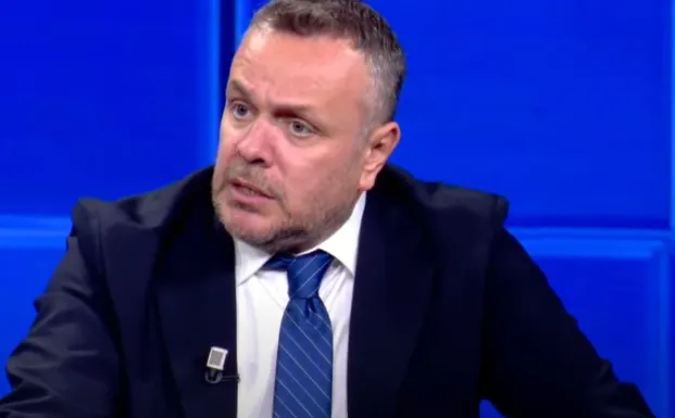 “Altin Ndoci e dinte ku e priste makina”/ Karamuço: E mirëmenduar, dyshoj se ka bashkëpunim me punonjës të paraburgimit Durrës