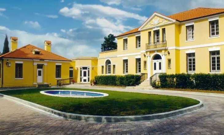 Ambasada Amerikane në Tiranë: Respektoni kushtet e vizës, qëndrimi i tejzgjatur në SHBA mund të sjellë pasoja të rënda