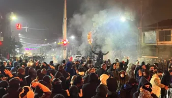 Ambasada Britanike në Teheran mbyllet përkohësisht