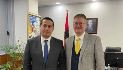 Ambasadori britanik takon Brahon, diskutime mbi mbështetjen e Londrës për SPAK