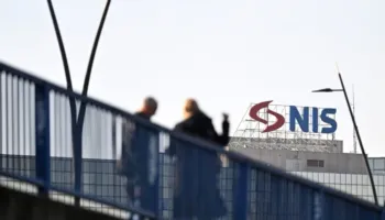 Amerika i zgjat sërish licencën industrisë së naftës së Serbisë