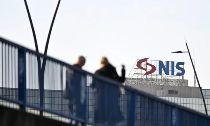 Amerika i zgjat sërish licencën industrisë së naftës së Serbisë