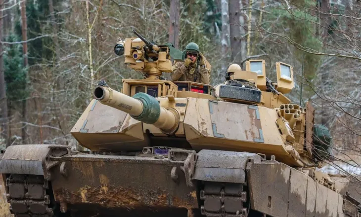 AMERIKA NUK TERHIQET, NIS TANKE ABRAMS NE RUMANI