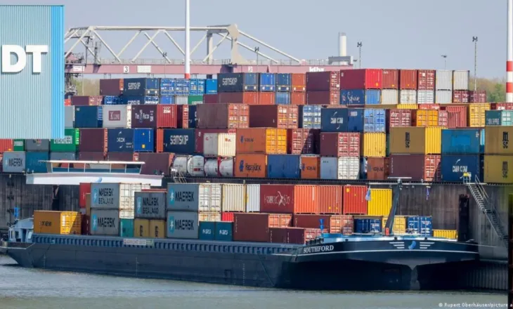 Amerikanët nuk blejnë më makina gjermane/ Analiza: Rënie e ndjeshme e eksporteve nga Gjermania në SHBA