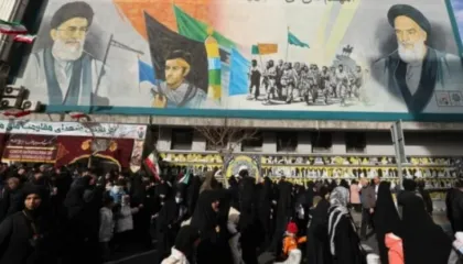 Analiza e REL: Protestat dhe kërcënimet nga SHBA po ‘lëkundin’ raportin Kinë-Iran