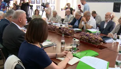 Ankesa për fjalorin e madh shqip/ Akademia e Shkencave në Kosovë thotë se nuk u përfshi, reagon pala shqiptare: I ftuam, por s’pranuan