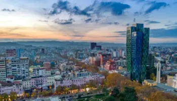 Apartamentet në Tiranë, mision i paarritshëm për shtresën e mesme