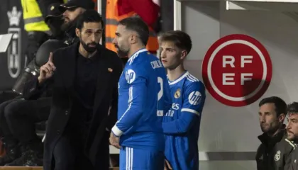 Arbeloa i jep “goditjen” e parë trashëgimisë që i la Xabi Alonso: Kjo gjë na mungon…