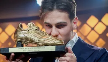 Ardon Jashari nderohet me “Këpucën e Artë” për vitin 2025, shpallet lojtari më i mirë në Belgjikë