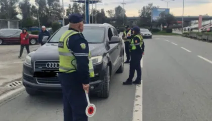 Arratisja e Altin Ndocit, policia kontrolle e postblloqe edhe në hyrje-daljet e Tiranës