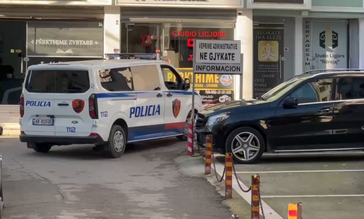 Arratisja e Altin Ndocit, zyrtarët e arrestuar dalin sot para gjykatës për masat e sigurisë