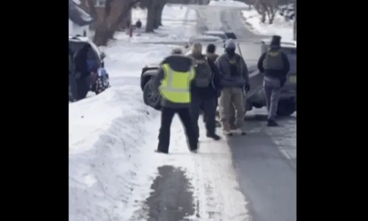 Arrestimi i 5-vjeçarit në Minesota, reagon J.D Vance: Anti-imigracioni ndaloi babanë e tij, ta linin fëmijën në të ftohtë?