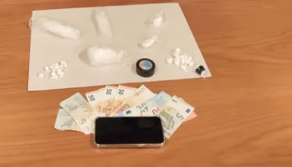 Arrestohet adoleshenti shqiptar/ I përfshirë në trafikun e kokainës, ja çfarë iu gjetën në makinë dhe në trup