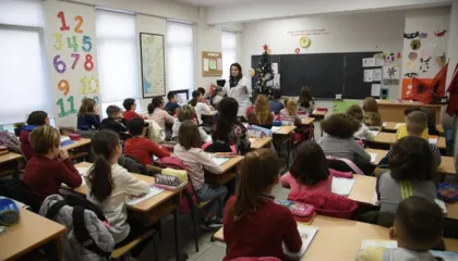 Arsimi, nuk ka kompensim direkt 480 ose 1000 euro! Do ketë rillogaritje tatimi pas plotësimit DIVA