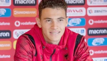 Asllani drejt Bolonjës, Interi vijon bisedimet për kushtet e pagesës