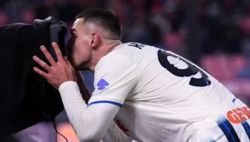 Atalanta me fitore të madhe ndaj Bologna dhe i afrohet Europës, Napoli hap falas në shtëpi (video)