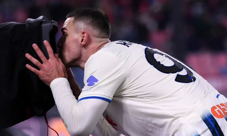 Atalanta me fitore të madhe ndaj Bologna dhe i afrohet Europës, Napoli hap falas në shtëpi (video)