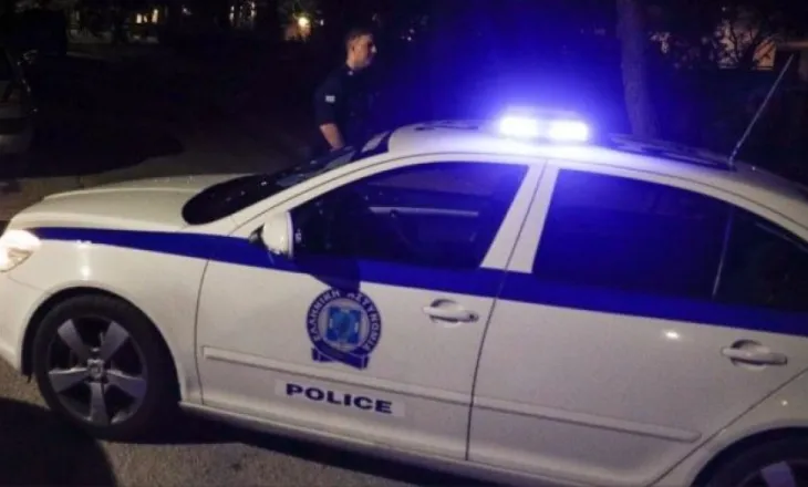 Atentat në Greqi, plagosen me armë zjarri pronari shqiptar i një restoranti dhe djali i tij