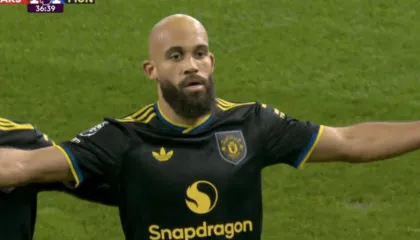 Autogol dhe gafë e pafalashme e Zubimendi-t, Arsenal-Man. United bëjnë “paqe” për pjesën e parë (video)