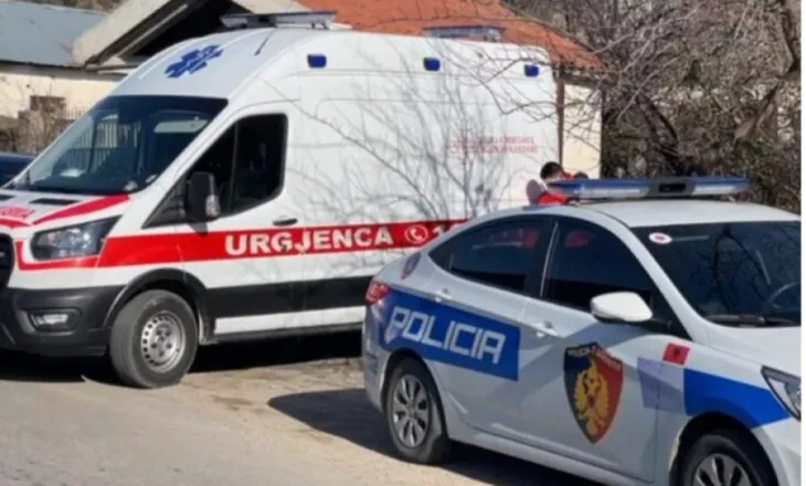 Automjeti bie në një përrua në Klos, një 30-vjeçar i humbur. Dyshime për disa persona të lënduar