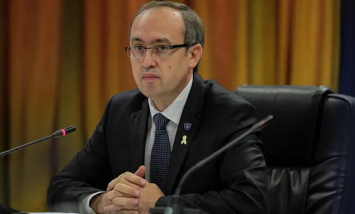 Avdullah Hoti shpall kandidaturën për kryetar të LDK’së